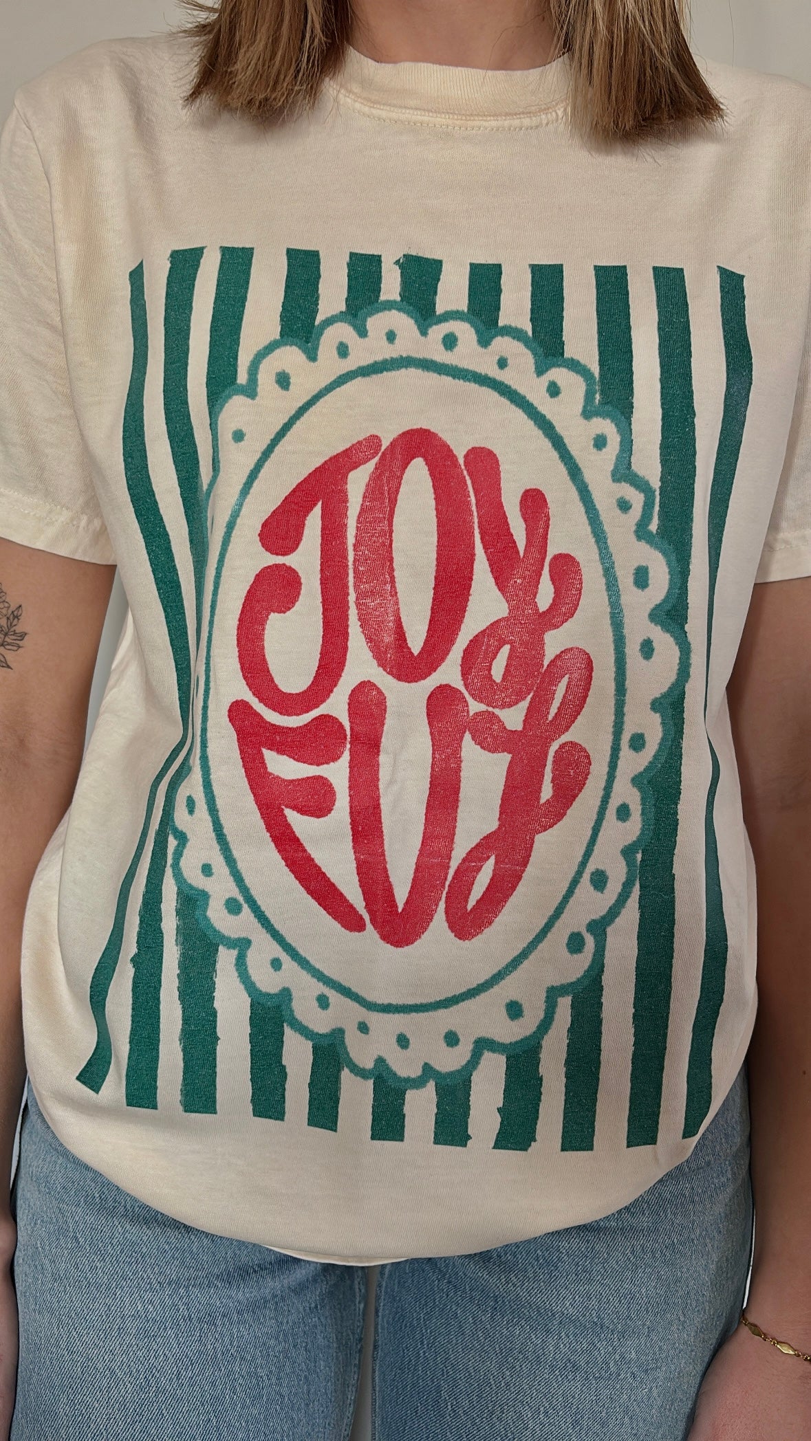 joyful christmas tee