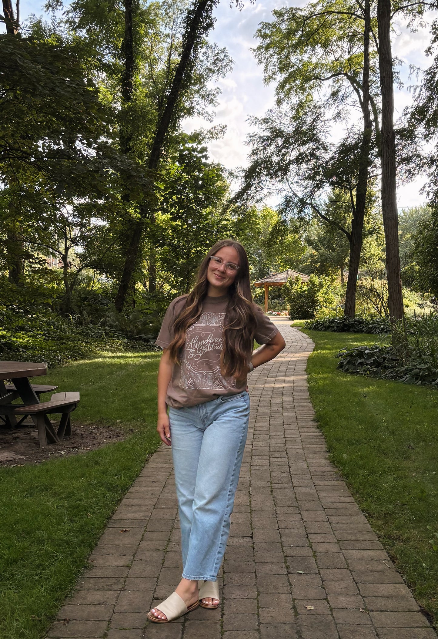 abundance of gratitude tee